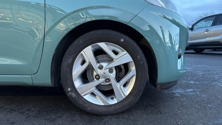 Hyundai i10 1.0 MPi SE Connect 5dr Petrol Hatchback